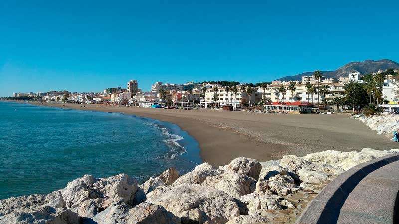 Pueblos costeros de Málaga: Visitar Torremolinos